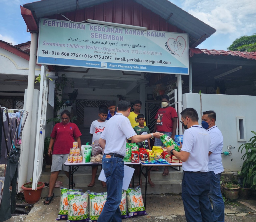 Kinetic Club CSR 2022 - Child Welfare Center & Nursing Home Seremban Kinetic Club CSR 2022 - Child Welfare Center & Nursing Home Seremban