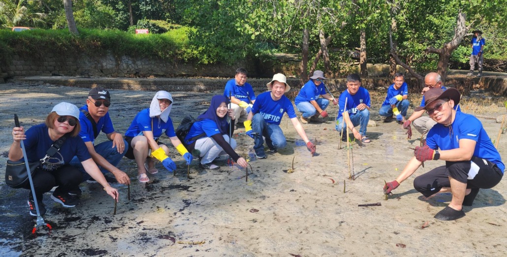 Kinetic Club CSR 2023 - Beach Cleaning & New Life Home Kinetic Club CSR 2023 - Beach Cleaning & New Life Home